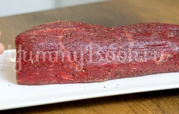 Сочная говядина, запеченная в духовке - шаг 1