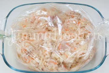 Капуста со свининой в рукаве - шаг 8