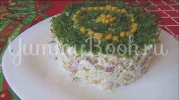 Салат с копченой колбасой и кукурузой - шаг 6