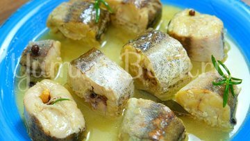 Минтай в сливочно-луковом соусе - шаг 6