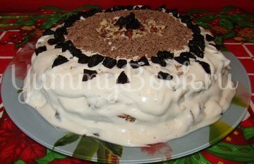 Торт на сгущенке со сметанным кремом и черносливом - шаг 7