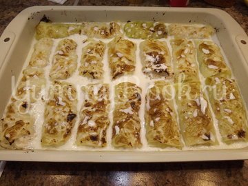 Голубцы с куриным фаршем и творогом в духовке - шаг 7