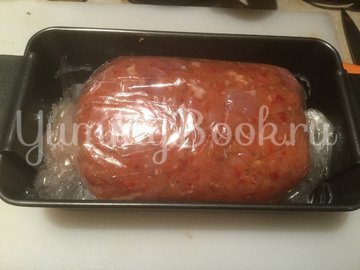 Куриный рулет с томатами и перцем - шаг 4