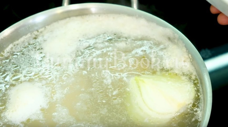 Куриный суп c макаронами - шаг 1