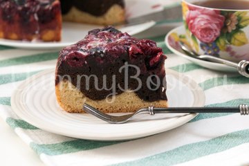 Кекс с какао и вишней в мультиварке - шаг 9
