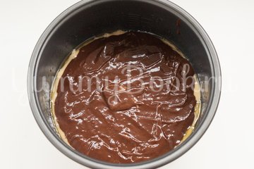 Кекс с какао и вишней в мультиварке - шаг 5