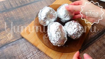 Крошка картошка в духовке с 4 начинками - шаг 1