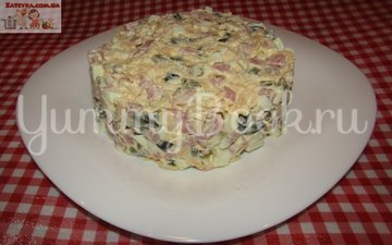 Салат с ветчиной и сыром «Домашний» - шаг 6