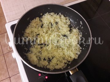 Запечённый фаршированный картофель с копчёной грудкой - шаг 5