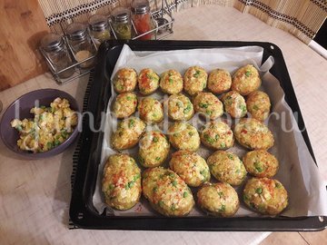 Запечённый фаршированный картофель с копчёной грудкой - шаг 10
