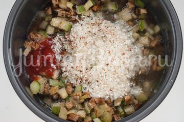 Рис с кабачками и баклажанами в мультиварке - шаг 3