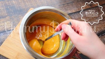 Медовый торт без раскатки коржей - шаг 1