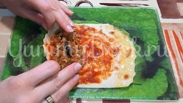 Вкусные закуски из лаваша - шаг 3