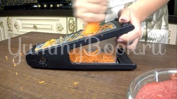 Нудли с говядиной и картошкой - шаг 2