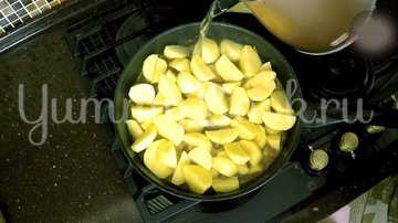 Нудли с говядиной и картошкой - шаг 8