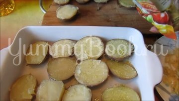 Картошка с грибами и чесноком в духовке (постный рецепт) - шаг 4