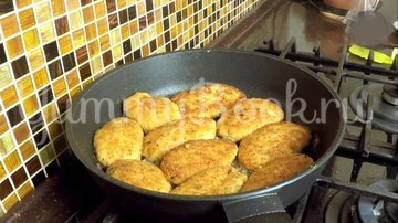 Рыбные котлеты из минтая в маринаде - шаг 9