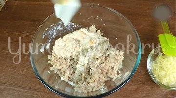 Рыбные котлеты из минтая в маринаде - шаг 6