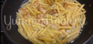 Томленое мясо с макаронами на сковороде - шаг 7