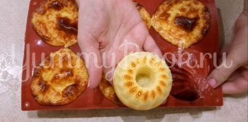 Сырники в духовке с манкой - шаг 4