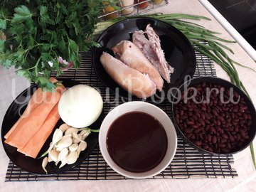 Суп с фасолью и копчёной курицей - шаг 1