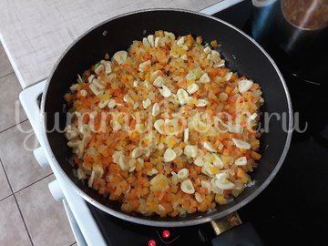 Суп с фасолью и копчёной курицей - шаг 5
