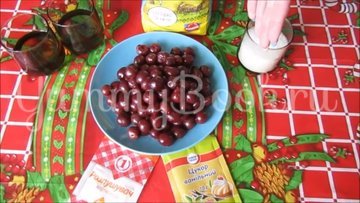 Постный тертый пирог с вишнями - шаг 1