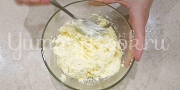 Запеченные яблоки с творогом в духовке - шаг 1