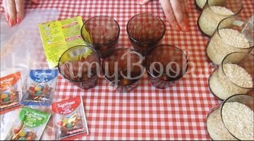 Мраморные яйца-крашенки в рисовой сечке - шаг 3