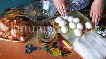 Мраморные и малахитовые яйца к Пасхе - шаг 1