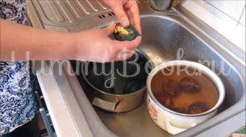 Мраморные и малахитовые яйца к Пасхе - шаг 4