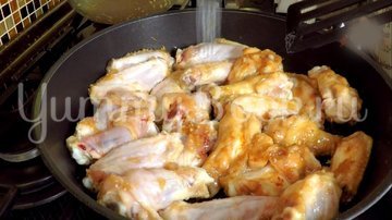 Куриные крылышки в медово- соевом маринаде - шаг 6