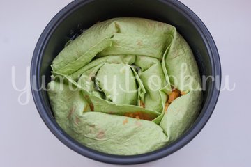 Пирог из лаваша с тыквой в мультиварке - шаг 4