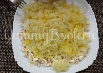 Салат «Нежность» с курицей - шаг 4