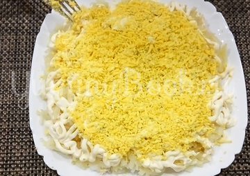 Салат «Нежность» с курицей - шаг 6