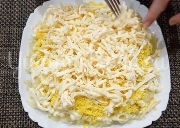 Салат «Нежность» с курицей - шаг 7