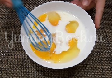 Омлет с брокколи в духовке - шаг 1