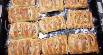 Слойки с яблоками из готового слоеного теста - шаг 5