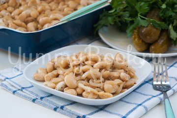 Белая фасоль с луком, запеченные в пиве - шаг 8