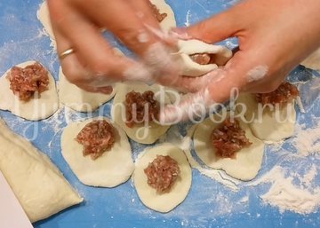 Вареники на кефире с фаршем - шаг 6