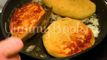 Картофельные зразы с мясом и грибами - шаг 10