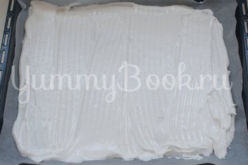 Меренговый рулет с арахисом - шаг 4