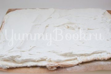 Меренговый рулет с арахисом - шаг 9