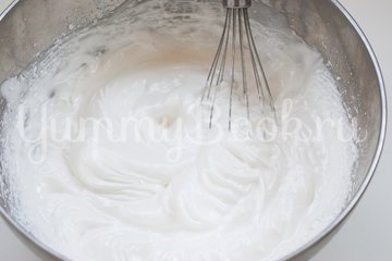 Меренговый рулет с арахисом - шаг 3