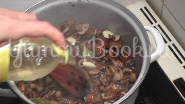 Ароматные маринованные шампиньоны - шаг 8