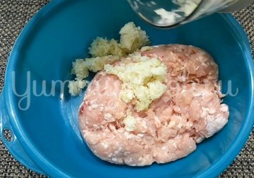 Лентяйские куриные котлеты - шаг 2