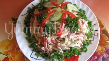 Салат «София» с копченым сыром и ветчиной - шаг 4