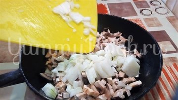 Конвертики из капусты с грибами - шаг 3