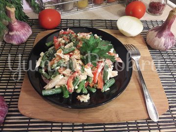 Салат со стручковой фасолью и копчёной грудкой - шаг 6