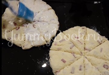 Сконы с сыром и колбасой - шаг 8